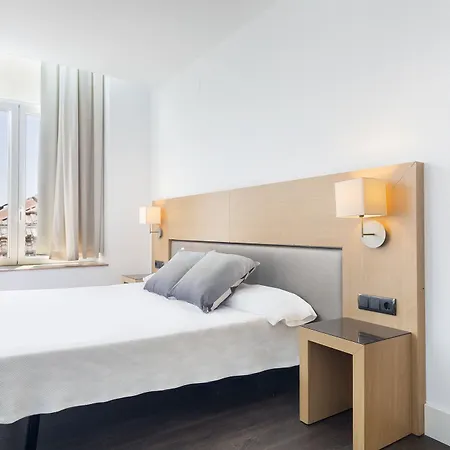 Catalonia Transit Hotel