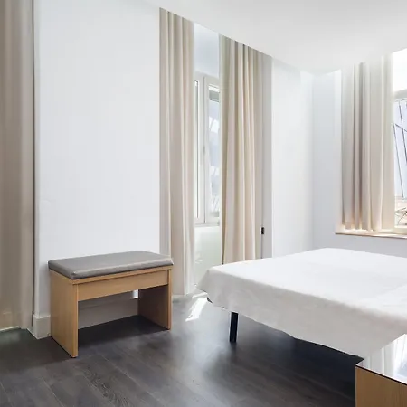 Hotel Catalonia Transit