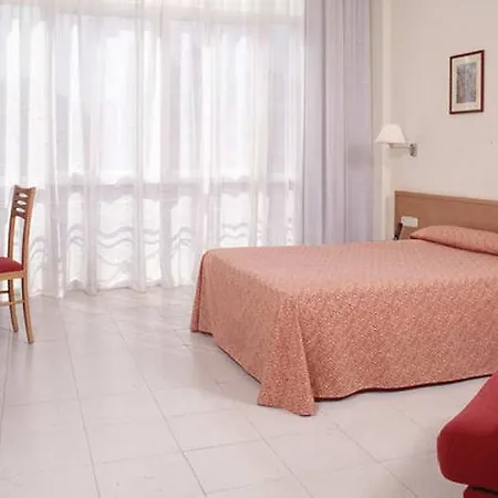 Hotel Catalonia Transit
