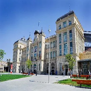 Catalonia Transit 3*